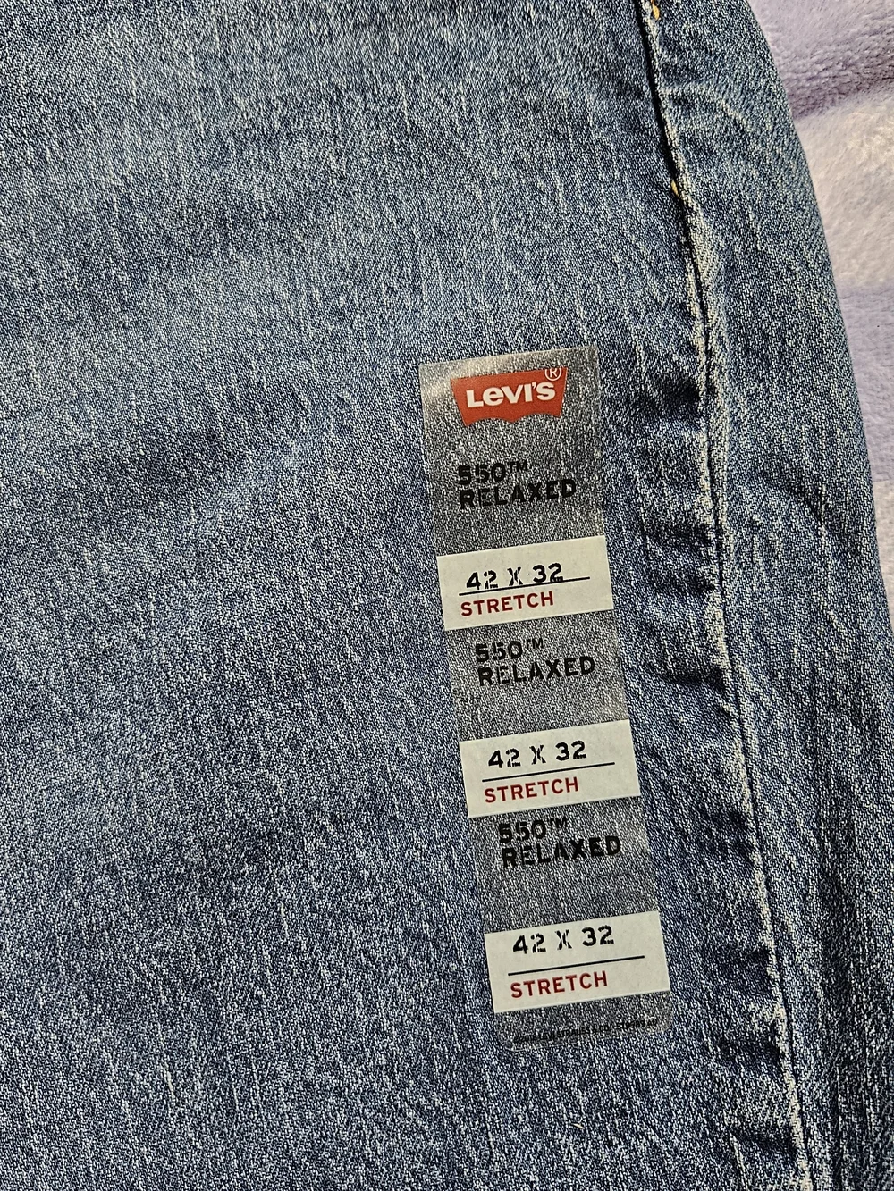 Levi's Men's Relaxed Fit Medium Blue Denim Jeans